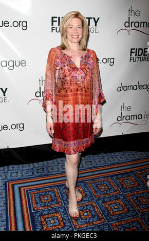 14. September 2018. *** Foto *** Marin Mazzie hat im Alter von 57. Foto: Marin Mazzie abgebildet auf der 76. jährlichen Drama League Preisverleihung und Mittagessen im Marriott Marquis in New York City am 20. Mai 2010. Quelle: Walter McBride/MediaPunch Credit: MediaPunch Inc/Alamy leben Nachrichten Stockfoto