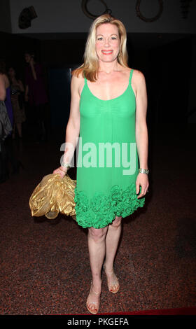 14. September 2018. *** Foto *** Marin Mazzie hat im Alter von 57. Foto: Marin Mazzie die Teilnahme an der 54. jährlichen Drama Desk Awards an der FH LaGuardia Concert Hall in New York City. Mai 17, 2009 Credit: Walter McBride/MediaPunch Credit: MediaPunch Inc/Alamy leben Nachrichten Stockfoto