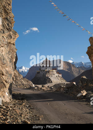 MAITREYA Buddha Maitreya Buddha Tempel, TINGMOSGANG, Ladakh, Jammu und Kaschmir, Indien Stockfoto