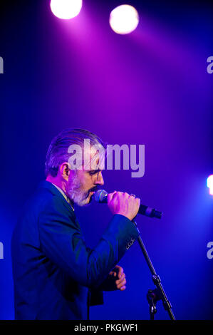 Konzert der belgischen Band Triggerfinger in der Amerikaans Theater, Brüssel (Belgien, 25/11/2011) Stockfoto