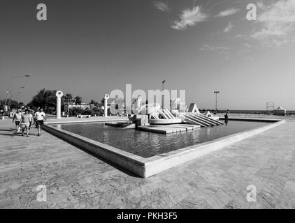 Pescara (Italien) - Die moderne historische Zentrum der Stadt in der Region Abruzzen, während ein Sommer Sonntag Morgen. Stockfoto