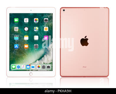 Kiew, Ukraine - Februar 6, 2018: brandneue Apple iPad Pro Rose Gold auf Weiss mit Freistellungspfad isoliert, 7. Generation des iPad, durch Ap entwickelt Stockfoto