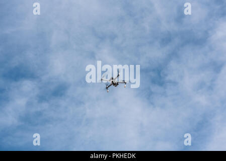 Israel, Tel Aviv - 23. März 2018: Drohne fliegen Stockfoto