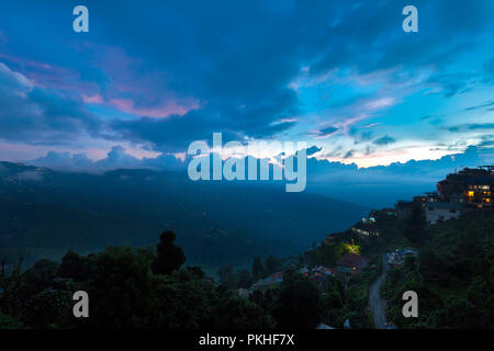 Darjeeling Himalaya während des Monsuns in West Bengal, Indien Stockfoto