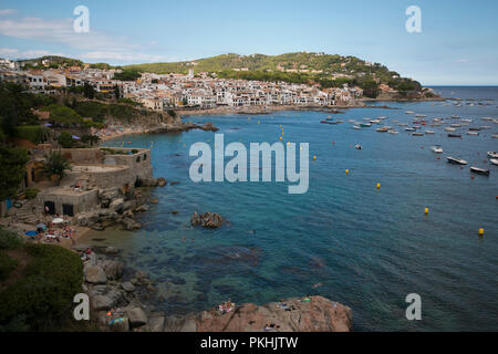 Blick auf die Küste von Calella de Palafrugell, Costa Brava, Spanien Stockfoto