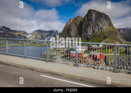 Die Realität der berühmten touristischen Ort, Hamnoy Lofoten Inseln, Norwegen Stockfoto