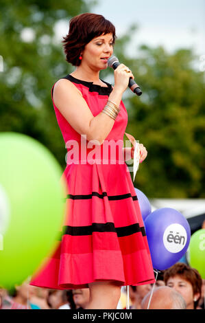 Die Aufzeichnung der Fernsehsendung 'Vlaanderen Muziekland" in Hever (Belgien, 10/07/2011) Stockfoto