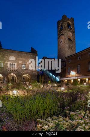 Bergamo Italien 11. September 2018: die Altstadt von Bergamo in einem Hochhaus Stadt in einem botanischen Garten für die Meister der Landschaft verwandelt Stockfoto