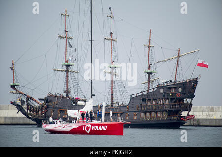 Ich liebe Polen, Volvo Open 70 Racing Yacht Klasse, Eigentum der polnischen Nationalen Stiftung, in Gdynia, Polen. September 2018 Boutique-shop © wojciech Strozyk/A Stockfoto