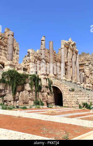 Eingang zum römischen Ruinen von Baalbek, Libanon Stockfoto