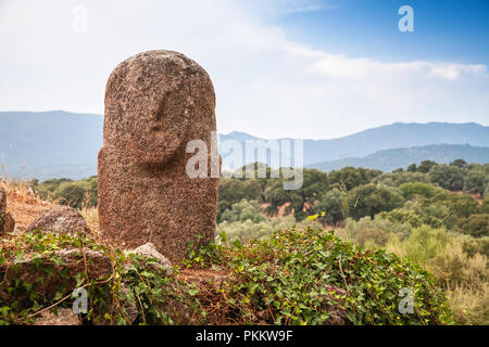 Filitosa, prähistorische Stein Statue in Korsika, Frankreich Stockfoto