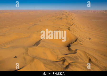 Luftaufnahme, Sanddünen in der Namib Wüste, Erongo Region, Namibia Stockfoto