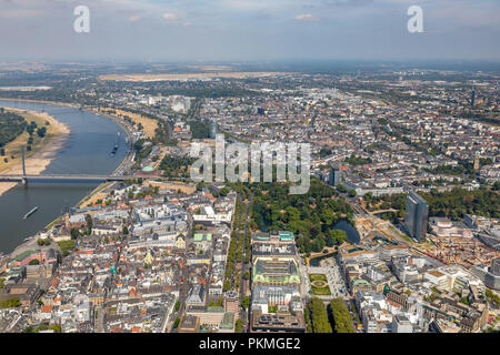 Luftaufnahme, Hofgarten, Dreischeibenhaus, ERGO Verwaltung, Kö-Bogen, ehemaliger E: in der Verwaltung in Düsseldorf, Rheinland Stockfoto