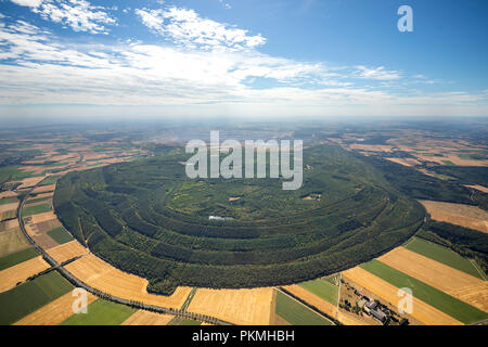Luftaufnahme, Braunkohle Tagebau, Wiederaufforstung, Heap mit Wald Etzweiler, Welldorf, Jülich, Rheinland Stockfoto