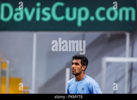 Kraljevo Sportstätte, Kraljevo, Serbien. 14 Sep, 2018. Tennis Davis Cup World Group, Play-off, Serbien gegenüber Indien; Pranesh Gunneswaran (IND) Credit: Aktion plus Sport/Alamy leben Nachrichten Stockfoto