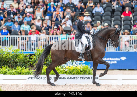 Tryon, USA. 14 Sep, 2018. 14. September 2018, USA, Tryon: Pferdesport/Vielseitigkeit: Wm, Dressur, Grand Prix Special, individuelle Entscheidung Dorothee Schneider aus Deutschland am Pferd Sammy Davis jr. Credit: Stefan Lafrentz/dpa/Alamy leben Nachrichten Stockfoto