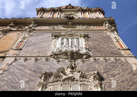 Valencia, Spanien. Alte Architektur - berühmte Nationalmuseum für Keramik. Stockfoto