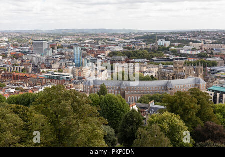 Stadtbild Panoramablick auf die Stadt Bristol vom Cabot Tower, Bristol, Großbritannien Stockfoto