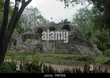 Chichén Itzá archäologische Stätte mit seinen prächtigen Strukturen Stockfoto