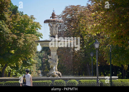 Fuente de la Alcachofa. Parque del Buen Retiro Park (Parque del Buen Retiro), Madrid, Spanien Stockfoto