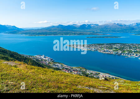 Luftaufnahme von Tromso und Tromsoysundet Meerenge in Norwegen Stockfoto
