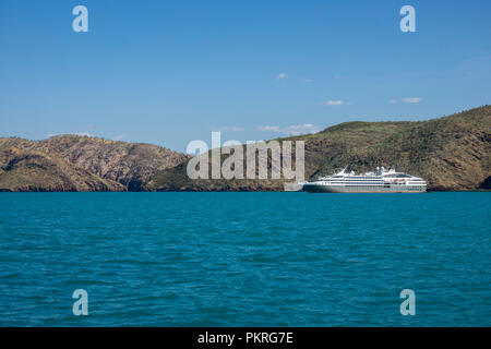 Französische expedition Kreuzfahrt Schiff L'Austral in Talbot Bay, Kimberley, Western Australia Stockfoto