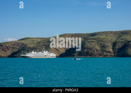 Französische expedition Kreuzfahrt Schiff L'Austral in Talbot Bay, Kimberley, Western Australia Stockfoto