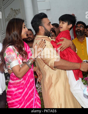 Mumbai, Indien, 14. Sep 2018: Raj Kundra und Shilpa Shetty's Ganpati bisharjon an Ihrem ressident in Juhu, Am 14 Sep 2018 Mumbai. Foto von Prodip guha Credit: prodip Guha/Alamy leben Nachrichten Stockfoto