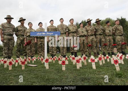 Worcester, Worcestershire, Großbritannien. 15. September 2018. Kadetten und Gurkha Soldaten am Trommelfell Service bei Gheluvelt Park, Worcester. Peter Lopeman/Alamy leben Nachrichten Stockfoto