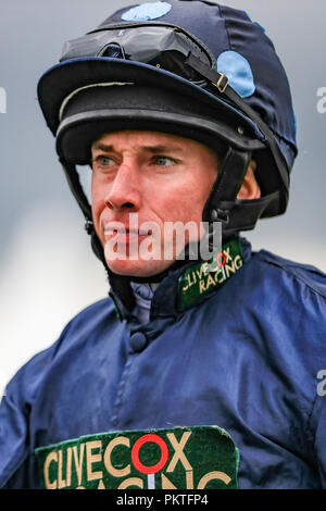 Doncaster, Großbritannien. 15 Sep 2018, Doncaster Racecourse, Doncaster, England; 2018 St Leger Festival William Hill St Leger Tag, 13,50 William Hill Portland Handicap, Ryan Moore in der 13.50; Quelle: News Images/Alamy leben Nachrichten Stockfoto