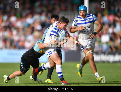 London, Großbritannien. 15. Sep 2018. Freddie brennt der Badewanne ist während Gallagher Premiership Übereinstimmung zwischen Harlekine und Badewanne in Twickenham Stoop am Samstag, 15. September 2018. LONDON ENGLAND. (Nur redaktionelle Nutzung, eine Lizenz für die gewerbliche Nutzung erforderlich. Keine Verwendung in Wetten, Spiele oder einer einzelnen Verein/Liga/player Publikationen.) Credit: Taka Wu/Alamy leben Nachrichten Stockfoto