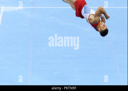 Stuttgart, Deutschland. 15 Sep, 2018. Lukas Dauser (Unterhaching) auf den Boden. GES/Gymnastik/1 WM-Qualifikation, 15.09.2018 - | Verwendung der weltweiten Kredit: dpa/Alamy leben Nachrichten Stockfoto