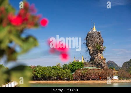 Erstaunlich Kyauk Ka Lat Pagode in der Nähe von Hpa-An, Myanmar Stockfoto