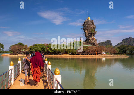 Erstaunlich Kyauk Ka Lat Pagode in der Nähe von Hpa-An, Myanmar Stockfoto