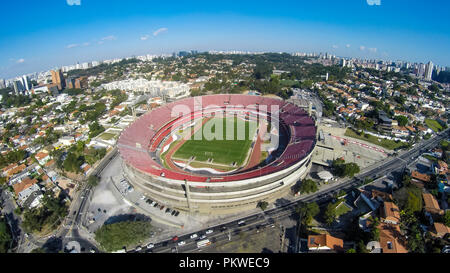 Fußball auf der ganzen Welt. Fußball-Club Sao Paulo oder Morumbi Stadion oder Cicero Pompeu Toledo Stadion. Sao Paulo, Brasilien, Südamerika Foto ta Stockfoto