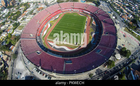 Fußball auf der ganzen Welt. Fußball-Club Sao Paulo oder Morumbi Stadion oder Cicero Pompeu Toledo Stadion. Sao Paulo, Brasilien, Südamerika Foto ta Stockfoto