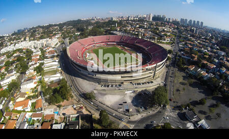 Fußball auf der ganzen Welt. Fußball-Club Sao Paulo oder Morumbi Stadion oder Cicero Pompeu Toledo Stadion. Sao Paulo, Brasilien, Südamerika Foto ta Stockfoto