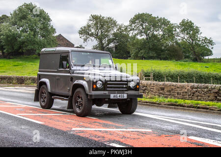 2011 grau Land Rover Defender 90 Hard Top TDClassic, Vintage, Veteran, Autos von Gestern, restaurierten Sammlerstücken an hoghton Turm Klasse Autos Rally, Großbritannien Stockfoto