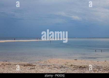 Ebbe in einem Galu Kinondo - Beach, Kenia Stockfoto