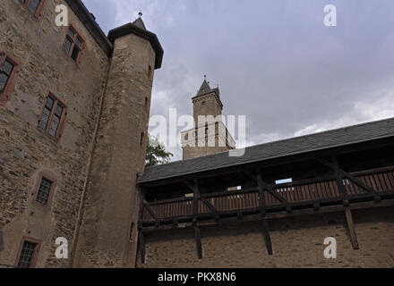 Hohe Mittelalter Rock Schloss in Kronberg im Taunus, Hessen, Deutschland. Stockfoto