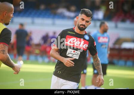 Kampanien, Italien. 15. September 2018. Italienische Serie A Fußballspiel Napoli - Fiorentina im Stadion San Paolo in Foto ELSEID HYSAJ Credit: Antonio Balasco/Alamy leben Nachrichten Stockfoto