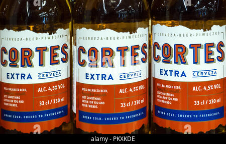 Kiew, Ukraine. 13 Sep, 2018. Cortes Tequila Bier im Laden gesehen. Quelle: Igor Golovniov/SOPA Images/ZUMA Draht/Alamy leben Nachrichten Stockfoto