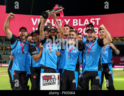 Edgbaston, Birmingham, Großbritannien. 15 Sep, 2018. Kricket Vitalität T20 Blast Finale Tag, Sussex Haie versus Worcestershire Rapids; Worcestershire Rapids feiern gewinnen die endgültige Gutschrift: Aktion plus Sport/Alamy leben Nachrichten Stockfoto