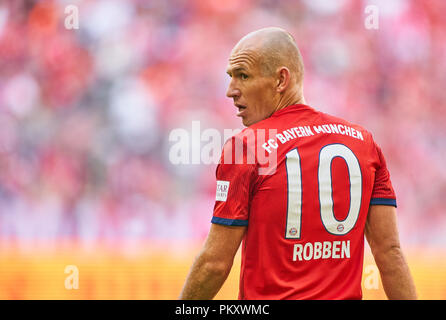 München, Deutschland. 15. September 2018. Arjen ROBBEN, FCB 10 halbe Größe, Porträt, FC BAYERN MÜNCHEN - Bayer 04 Leverkusen 3-1 - DFL-Bestimmungen verbieten die Verwendung von Fotografien als BILDSEQUENZEN und/oder quasi-VIDEO - 1. Deutsche Fussball Liga, München, 15. September 2018, Saison 2018/2019, Spieltag 4 © Peter Schatz/Alamy leben Nachrichten Stockfoto