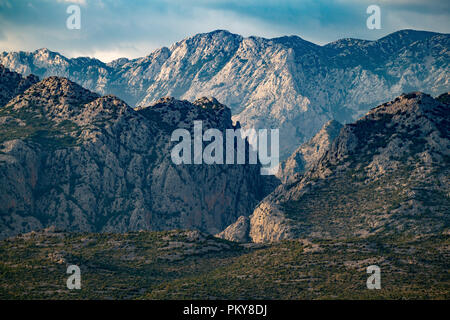 Extreme Berge im Nationalpark Paklenica, Velebit, Kroatien Stockfoto