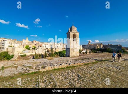 Gravina in Puglia (Italien) - Die suggestiven Altstadt in Stein wie Matera, in der Provinz Bari, Apulien Region. Hier ein Blick auf das historische Zentrum. Stockfoto