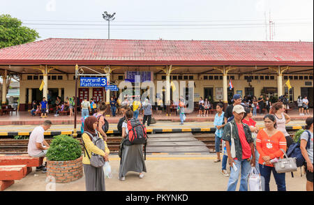 Ayutthaya, Thailand - 20. Juli 2018: Ayutthaya Bahnhof Stockfoto