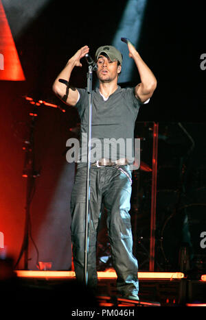 Enrique Iglesias führt in conert in der American Airlines Arena in Miami, Florida, am 20. September 2008. Stockfoto