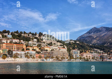 Französische Riviera Küste in Resort Stadt Menton in Frankreich, Var, Provence-Alpes-Cote d'Azur. Stockfoto