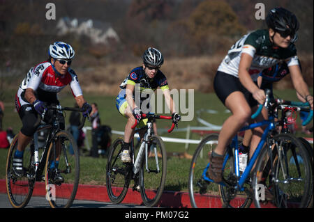 UNITED STATES - 11. November: Schooley Mühle cyclocross Rennen Nummer 6 der Super 8 Series in Schooley Mill Park im Hochland, Maryland auf November 03, Stockfoto